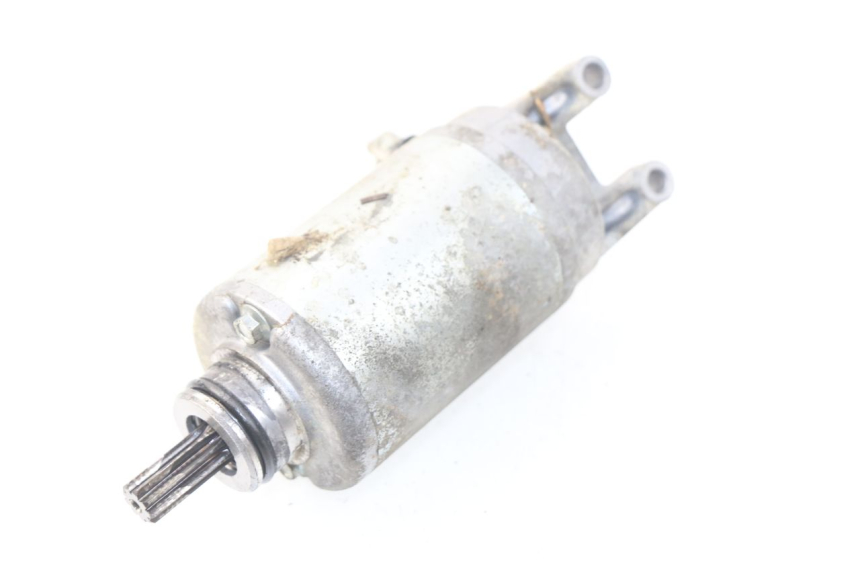 photo de STARTMOTOR SUZUKI UC EPICURO 125 (1999 - 2003) - Hoofdaanzicht