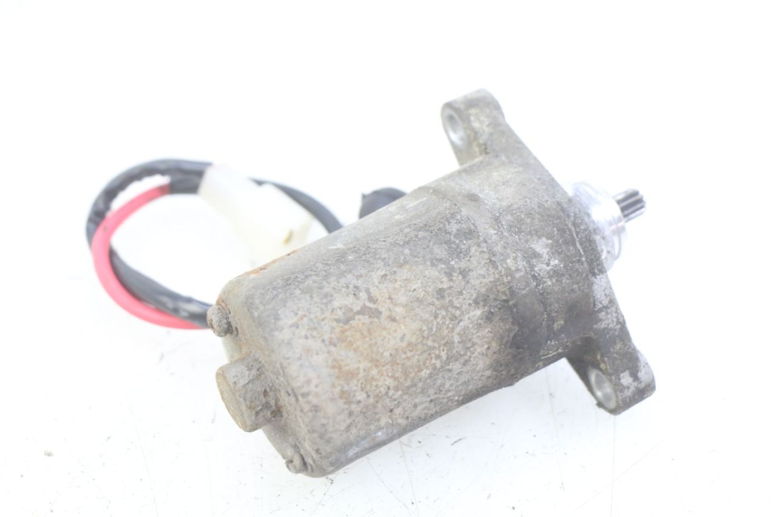 photo de STARTMOTOR PEUGEOT V-CLIC VCLIC 50 (2007 - 2013) - Detail van het onderdeel