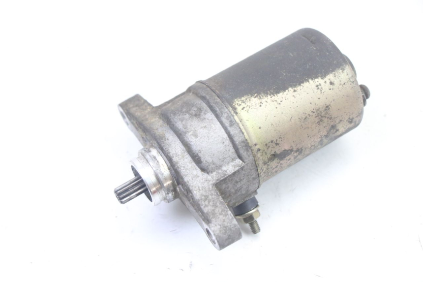 photo de STARTMOTOR PEUGEOT V-CLIC VCLIC 50 (2007 - 2013) - Zoom op gebruiksstaat