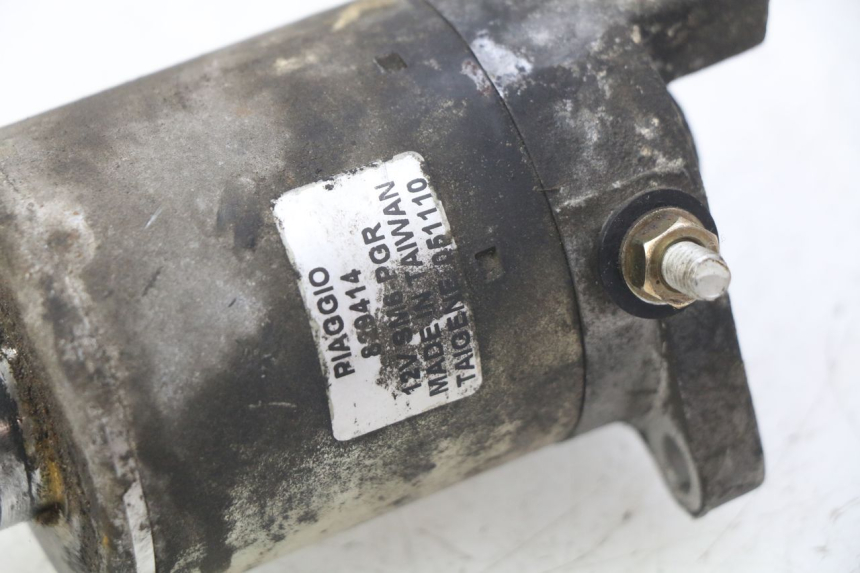 photo de STARTMOTOR PIAGGIO VESPA LX 125 (2005 - 2010) - Andere kijkhoek