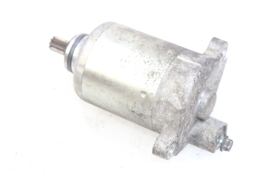 photo de STARTMOTOR PIAGGIO VESPA LXV 125 (2006 - 2009) - Zoom op gebruiksstaat