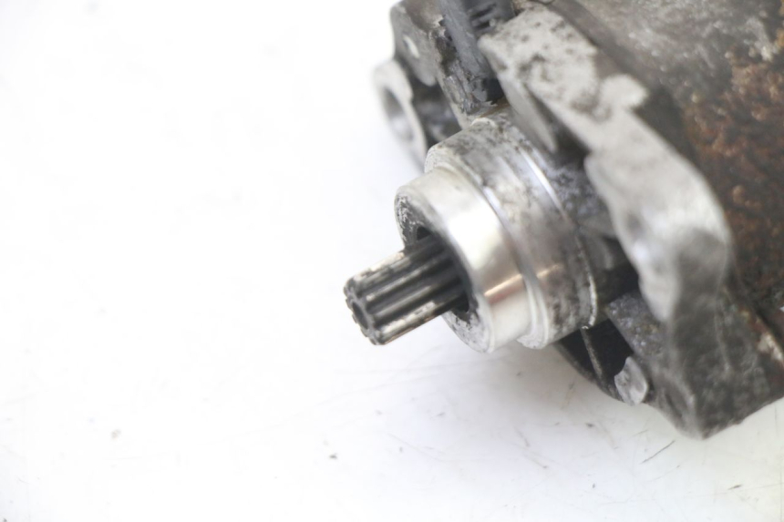 photo de STARTMOTOR PEUGEOT VIVACITY NEW 2T 50 (2008 - 2017) - Detail van het onderdeel