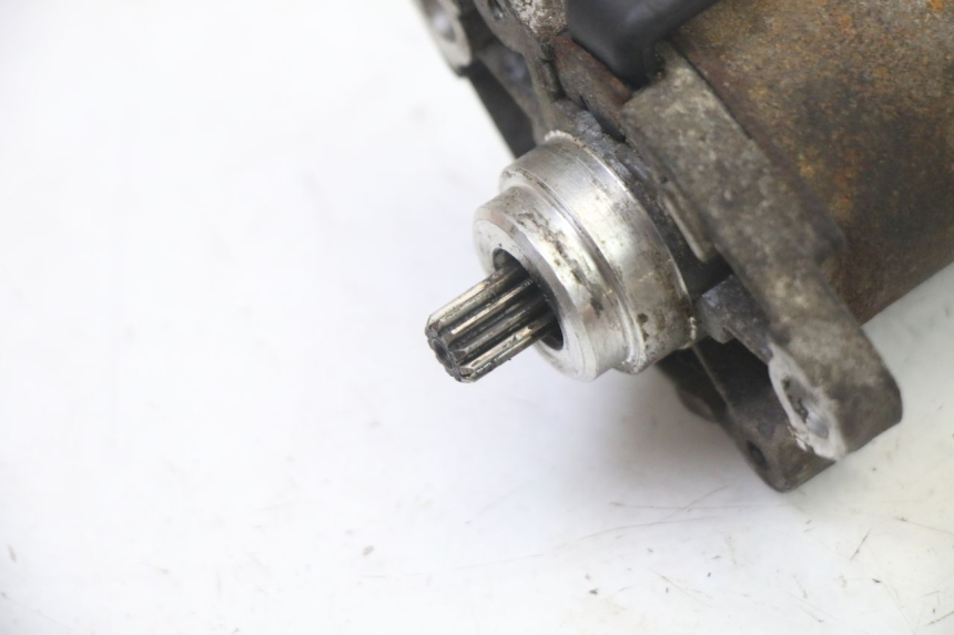 photo de STARTMOTOR PEUGEOT VIVACITY 50 (2004 - 2009) - Detail van het onderdeel