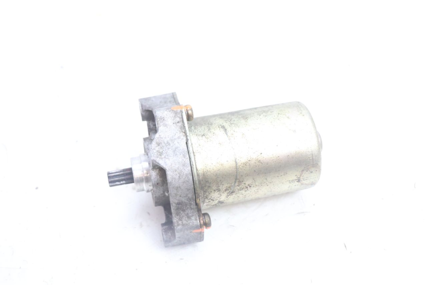 photo de STARTMOTOR PEUGEOT VIVACITY 100 (1999 - 2008) - Detail van het onderdeel