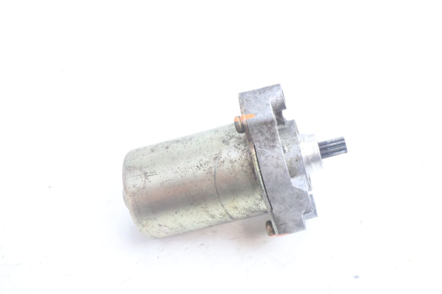 photo de STARTMOTOR PEUGEOT VIVACITY 100 (1999 - 2008) - Zoom op gebruiksstaat