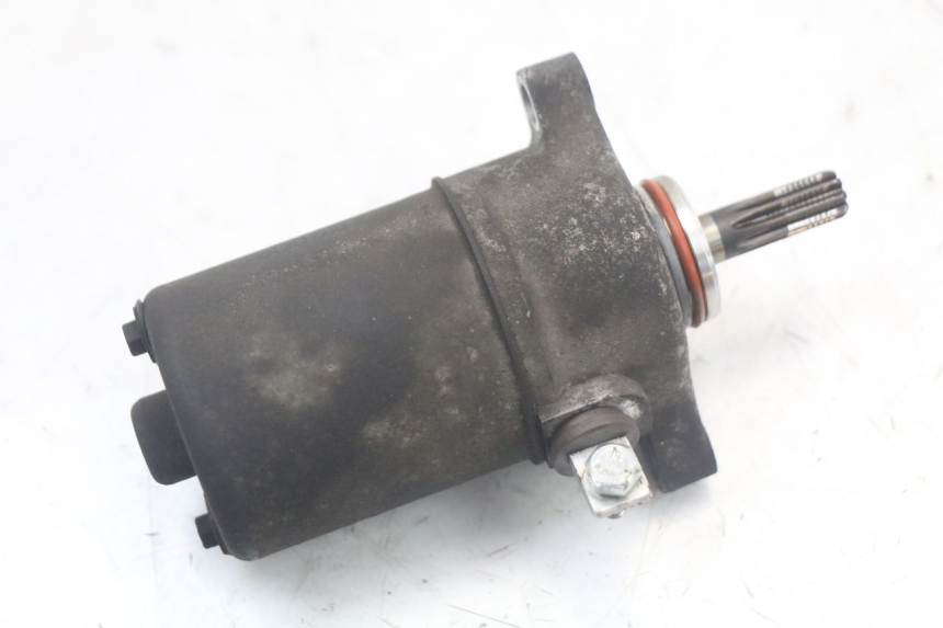 photo de STARTMOTOR YAMAHA XMAX X-MAX 125 (2006 - 2009) - Zoom op gebruiksstaat