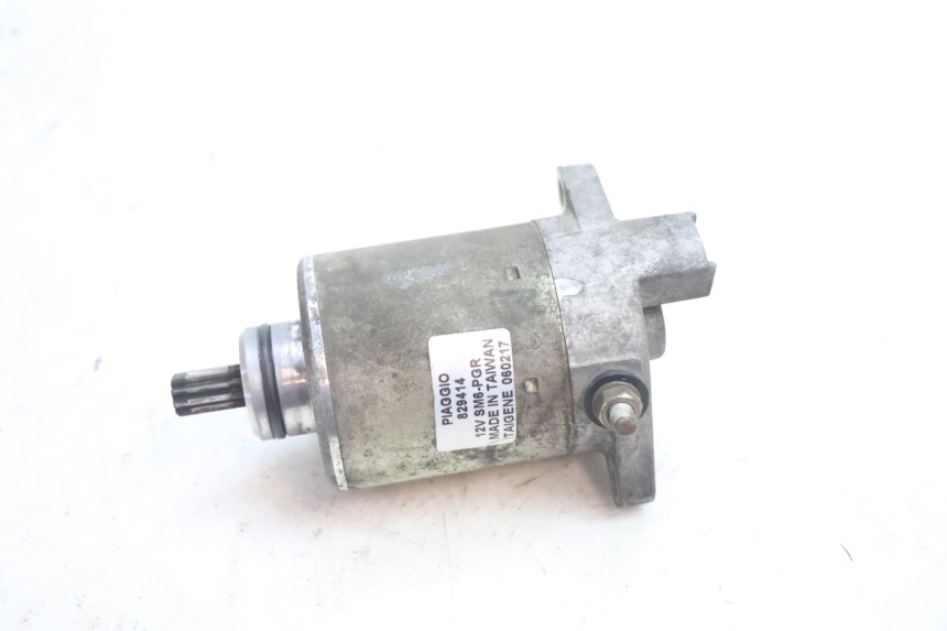 photo de STARTMOTOR PIAGGIO X8 STREET 125 (2006 - 2007) - Hoofdaanzicht