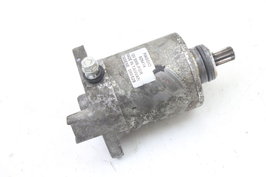 photo de STARTMOTOR PIAGGIO XEVO - X EVO 125 (2007 - 2017) - Andere kijkhoek