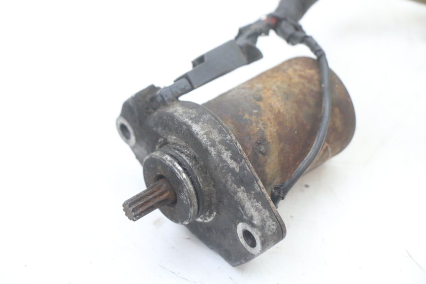 photo de STARTMOTOR YAMAHA BW'S NG NEXT GENERATION 50 (1996 - 2003) - Detail van het onderdeel