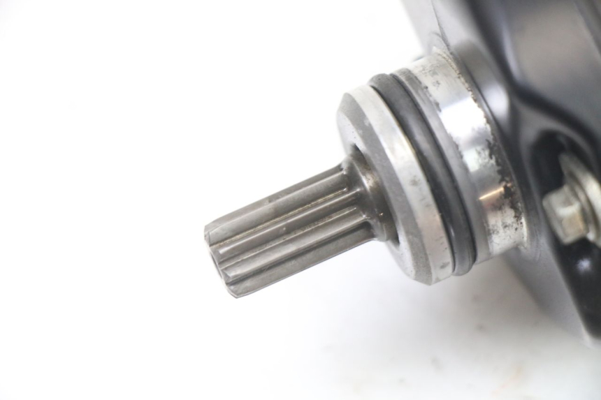 photo de STARTMOTOR YAMAHA FZS FAZER 600 (2001 - 2003) - Andere kijkhoek