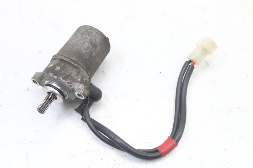 photo de STARTMOTOR YAMAHA NEOS NEO'S 4T 50 (2008 - 2016) - Zoom op gebruiksstaat