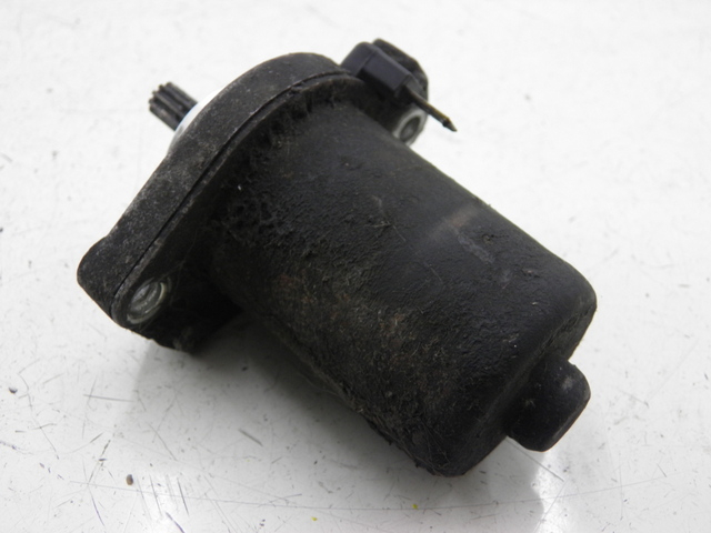 photo de STARTMOTOR YAMAHA YN NEO'S 50 (1997 - 2004) - Detail van het onderdeel