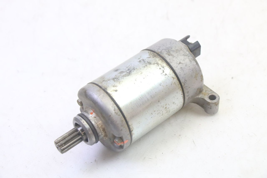 photo de STARTMOTOR YAMAHA YFM GRIZZLY 550 (2008 - 2015) - Detail van het onderdeel