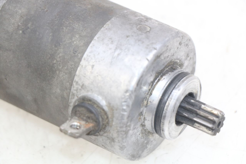 photo de STARTMOTOR YAMAHA YP MAJESTY 125 (1998 - 2001) - Detail van het onderdeel