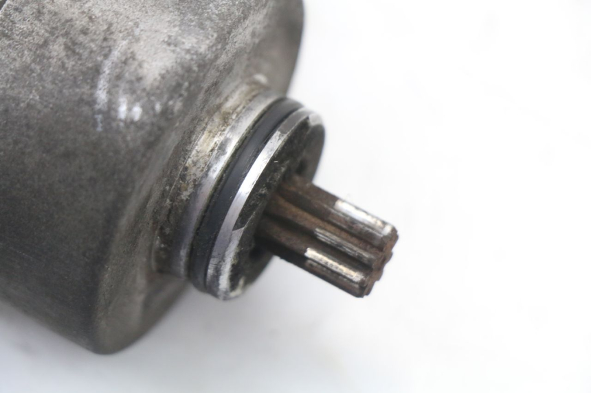 photo de STARTMOTOR YAMAHA YP MAJESTY 125 (2002 - 2006) - Detail van het onderdeel