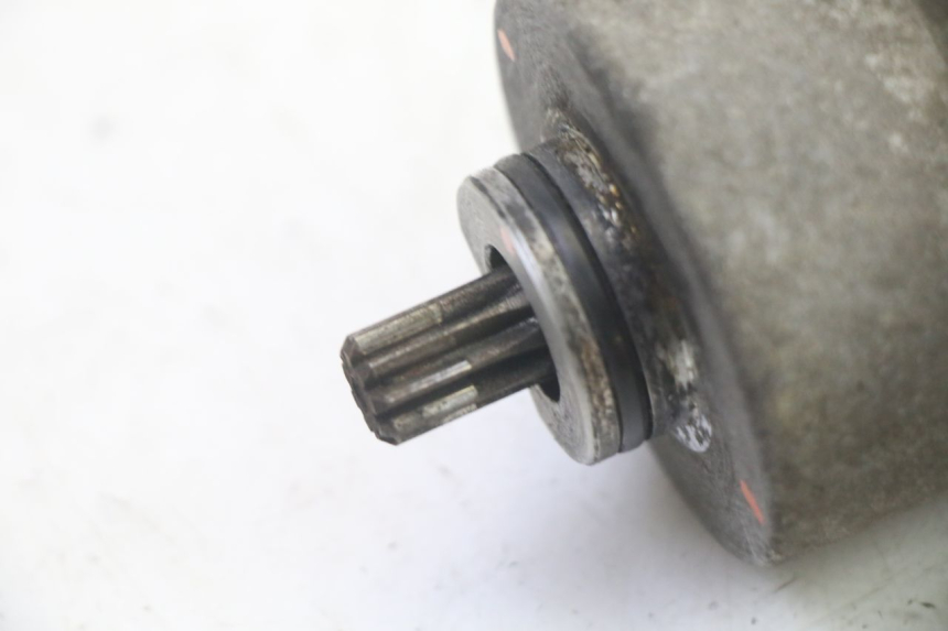 photo de STARTMOTOR YAMAHA YP MAJESTY 125 (2007 - 2010) - Detail van het onderdeel