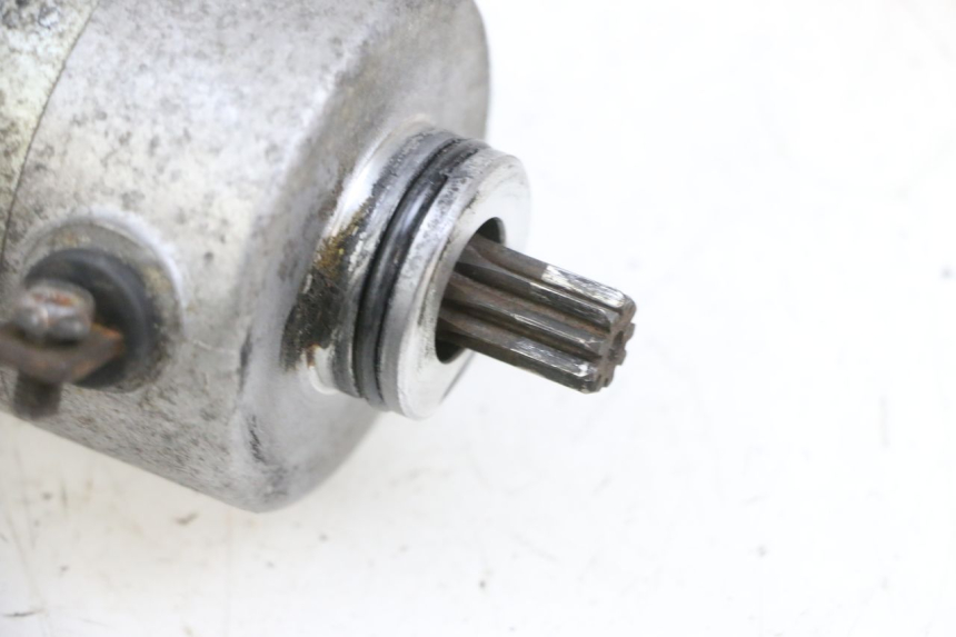 photo de STARTMOTOR YAMAHA YP MAJESTY 125 (2002 - 2006) - Technische close-up