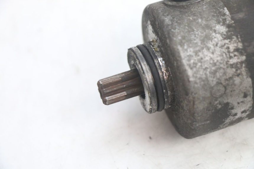 photo de STARTMOTOR YAMAHA YP MAJESTY 125 (1998 - 2001) - Detail van het onderdeel