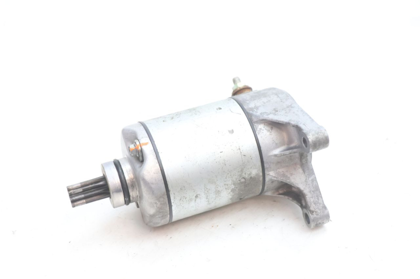 photo de STARTMOTOR YAMAHA YZF R GENESIS 750 (1993 - 1998) - Zoom op gebruiksstaat