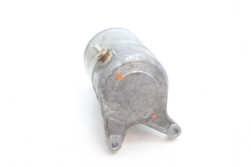 photo de STARTMOTOR YAMAHA YZF R GENESIS 750 (1993 - 1998) - Bevestigingspunten