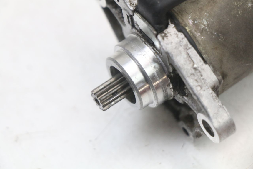 photo de STARTMOTOR PIAGGIO ZIP RST 50 (1996 - 1998) - Detail van het onderdeel