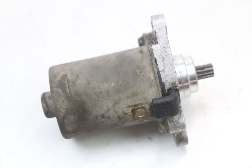 photo de STARTMOTOR PIAGGIO ZIP RST 50 (1996 - 1998) - Zoom op gebruiksstaat