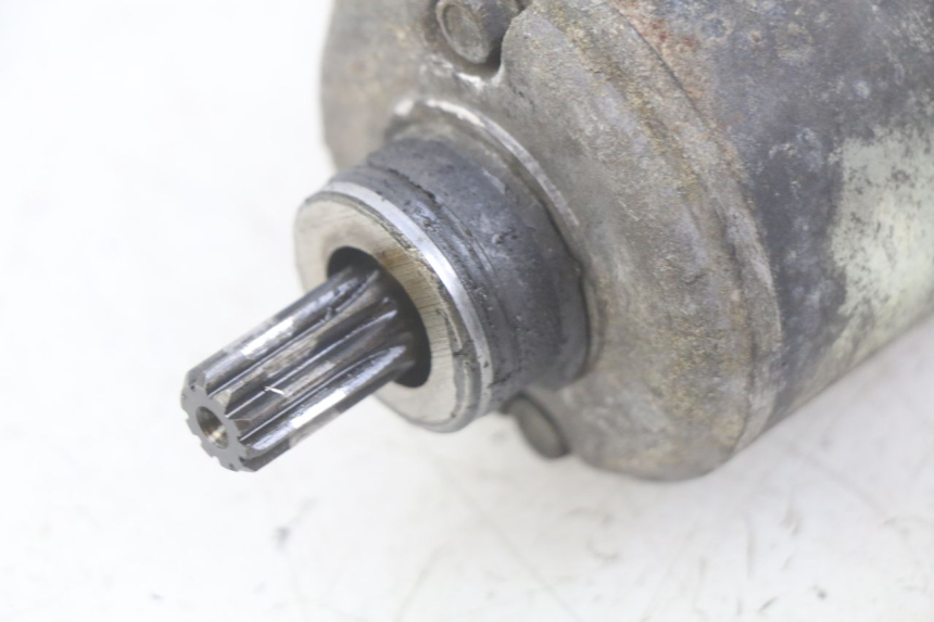 photo de STARTMOTOR KAWASAKI ZX-6R ZX6R 600 (1995 - 1997) - Detail van het onderdeel