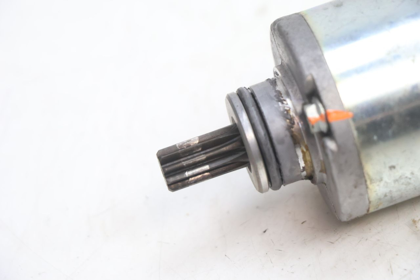 photo de STARTMOTOR KAWASAKI ZX-6R ZX6R 600 (2000 - 2002) - Detail van het onderdeel