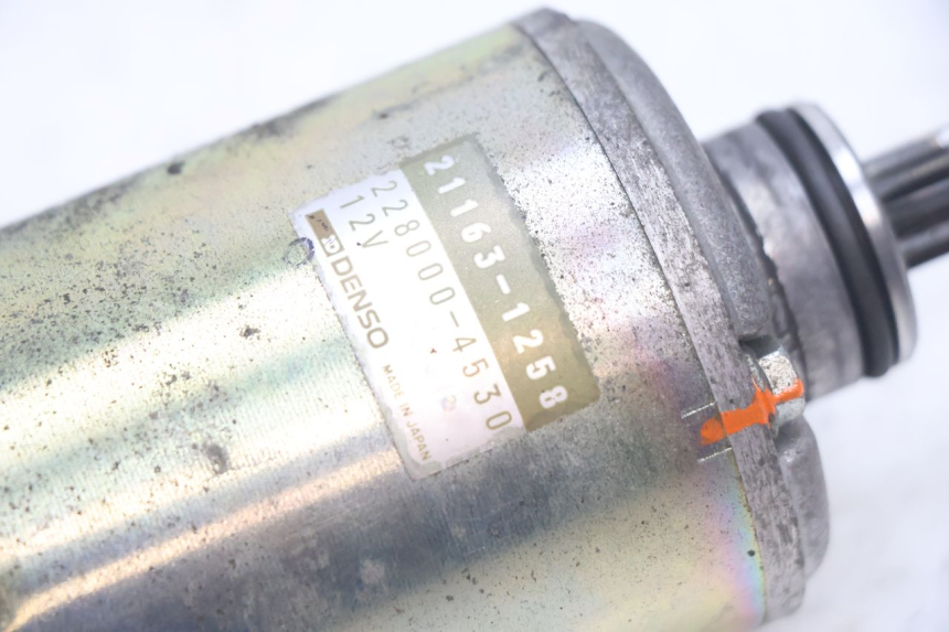 photo de STARTMOTOR KAWASAKI ZX-6R ZX6R 600 (1995 - 1997) - Technische close-up