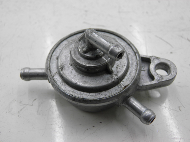 photo de RESERVOIRONTVANGST BENZHOU YY50QT31 VINTAGE 50 (2009 - 2012) - Detail van het onderdeel