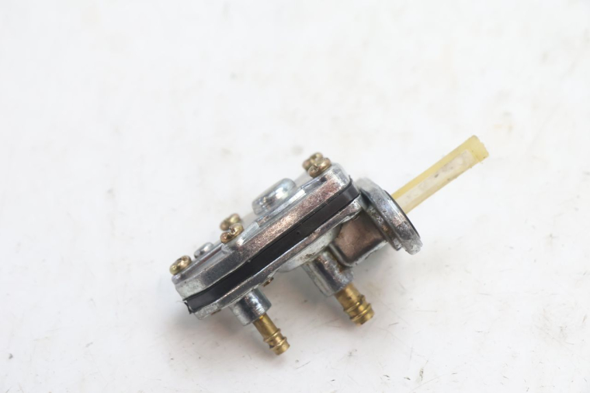 photo de RESERVOIRONTVANGST MBK BOOSTER SPIRIT 50 (1999 - 2003) - Andere kijkhoek
