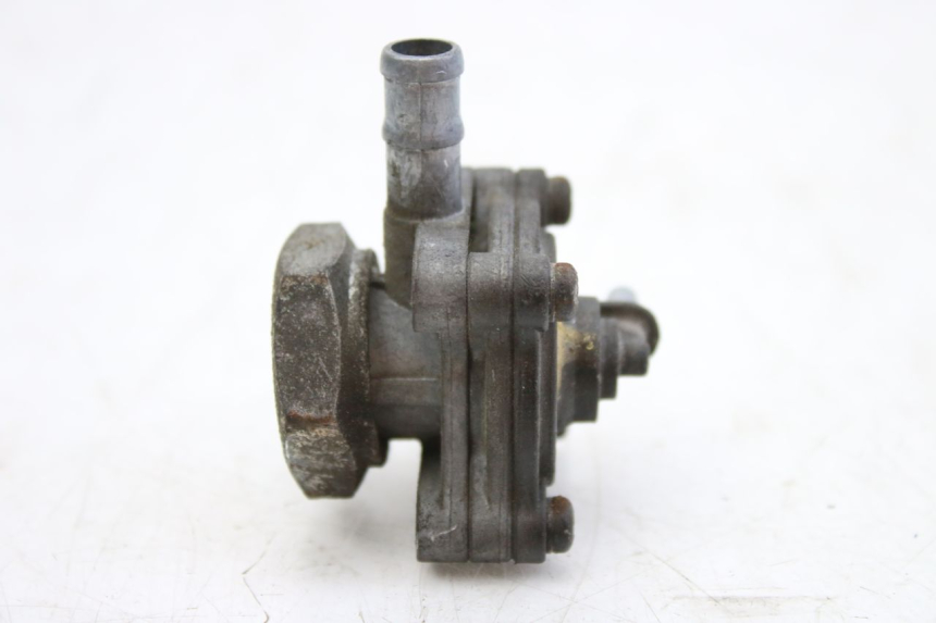 photo de RESERVOIRONTVANGST HONDA CBF 500 (2004 - 2007) - Bevestigingspunten