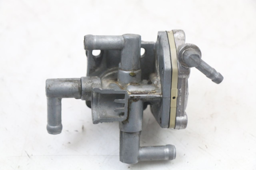 photo de RESERVOIRONTVANGST SUZUKI GS F 500 (2004 - 2007) - Technische close-up