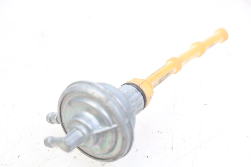 photo de RESERVOIRONTVANGST PEUGEOT KISBEE 4T 50 (2010 - 2017) - Detail van het onderdeel