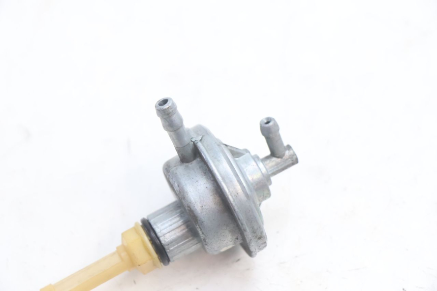photo de RESERVOIRONTVANGST PEUGEOT KISBEE 4T 50 (2010 - 2017) - Detail van het onderdeel