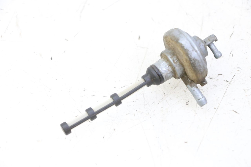 photo de RESERVOIRONTVANGST PIAGGIO LIBERTY 4T 50 (2009 - 2015) - Detail van het onderdeel