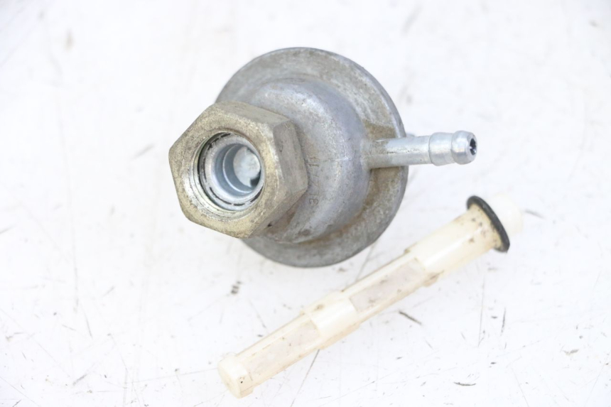 photo de RESERVOIRONTVANGST PEUGEOT TWEET 4T 50 (2014 - 2019) - Zoom op gebruiksstaat