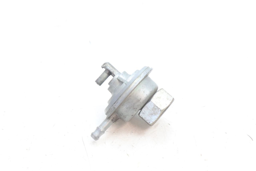 photo de DEPRESSIE RESERVOIR HONDA SH 125 (2001 - 2003) - Detail van het onderdeel
