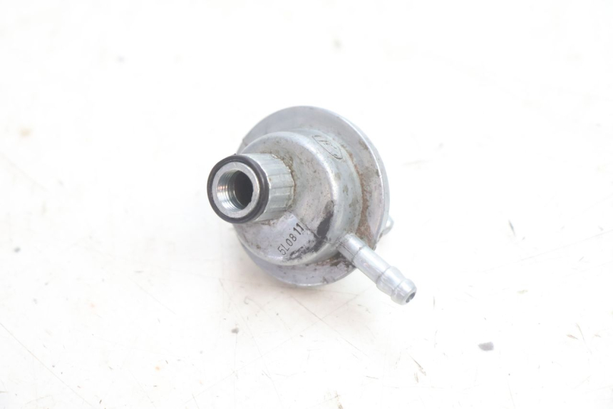 photo de DEPRESSIE RESERVOIR PEUGEOT STREETZONE NAKED 2T 50 (2014 - 2018) - Andere kijkhoek