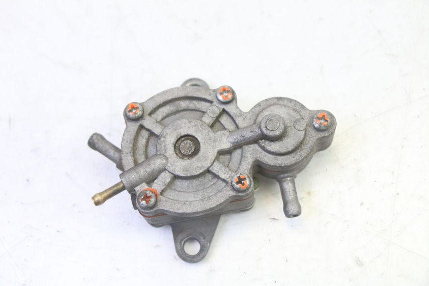 photo de VACUÜM TANK PEUGEOT VIVACITY NEW 2T 50 (2008 - 2017) - Zoom op gebruiksstaat