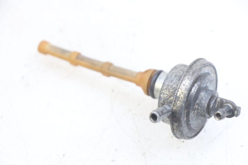 photo de RESERVOIRONTVANGST PEUGEOT VIVACITY 50 (1998 - 2003) - Detail van het onderdeel