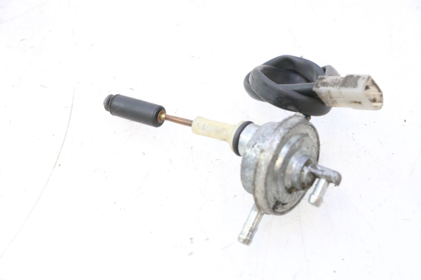 photo de RESERVOIRONTVANGST PEUGEOT VIVACITY 50 (2004 - 2009) - Detail van het onderdeel
