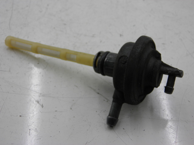photo de RESERVOIRONTVANGST YAMAHA YP MAJESTY 125 (2007 - 2010) - Detail van het onderdeel