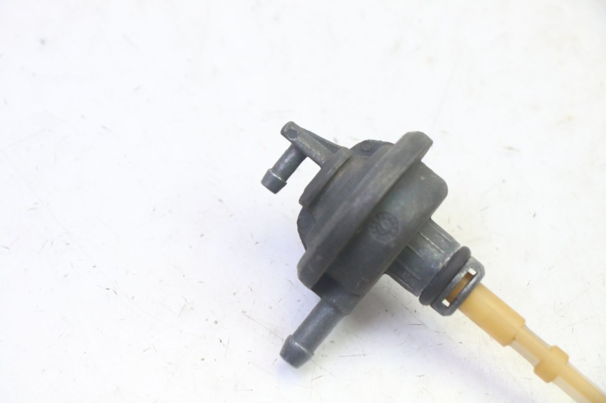 photo de RESERVOIRONTVANGST YAMAHA YP MAJESTY 125 (2007 - 2010) - Detail van het onderdeel