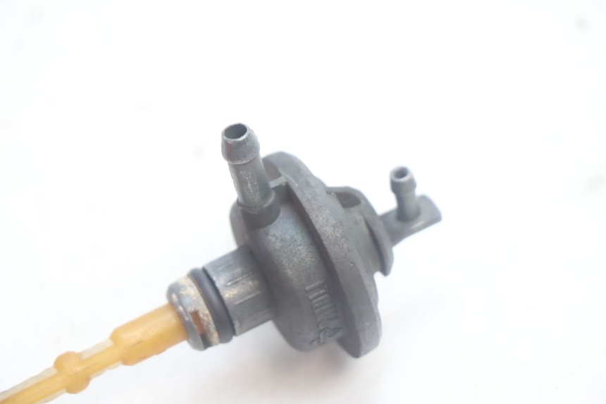 photo de RESERVOIRONTVANGST YAMAHA YP MAJESTY 125 (2007 - 2010) - Detail van het onderdeel