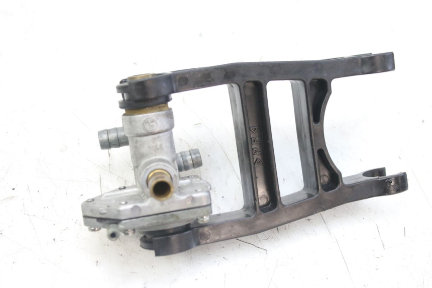 photo de VACUÜM TANK KAWASAKI ZX-6R ZX6R 600 (1995 - 1997) - Zoom op gebruiksstaat