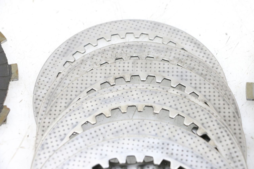 photo de KOPPELINGSPLAAT YAMAHA FJR ABS 1300 (2006 - 2012) - Bevestigingspunten