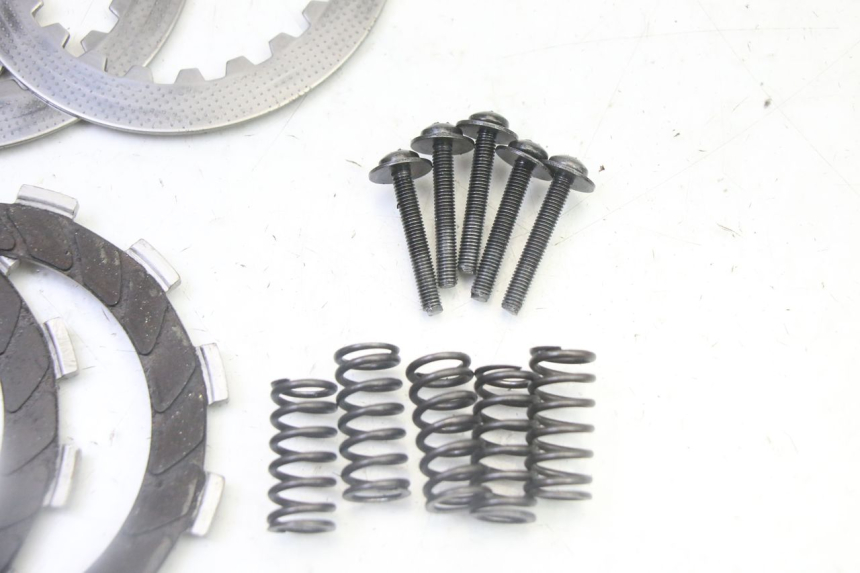 photo de KOPPELINGSPLAAT DERBI SENDA SM DRD 50 (2008 - 2013) - Technische close-up