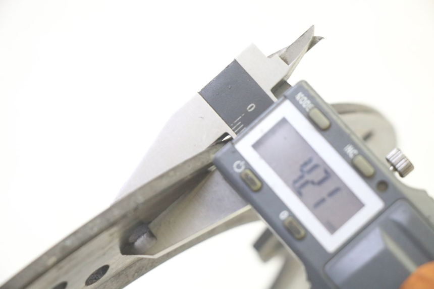 photo de ACHTERREM SCHIJF SUZUKI DL V STROM 1000 (2002 - 2007) - Technische close-up