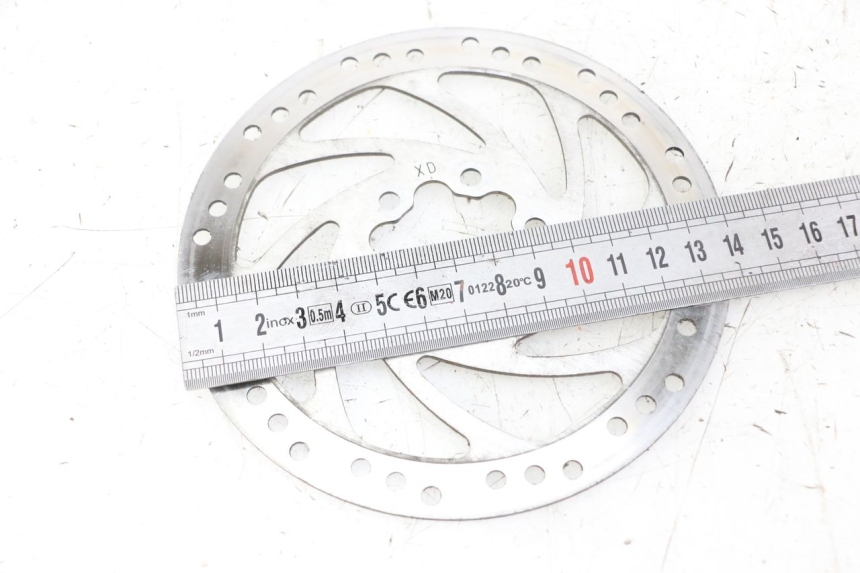 photo de ACHTERREM SCHIJF SEGWAY NINEBOT F40E 1 - Detail van het onderdeel
